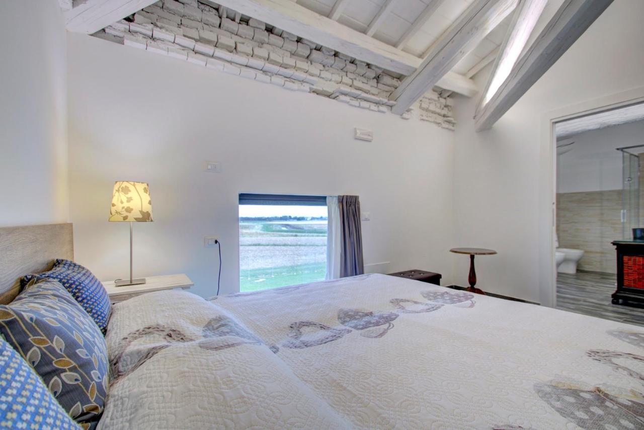 Resilienza Hotel Mira Luaran gambar