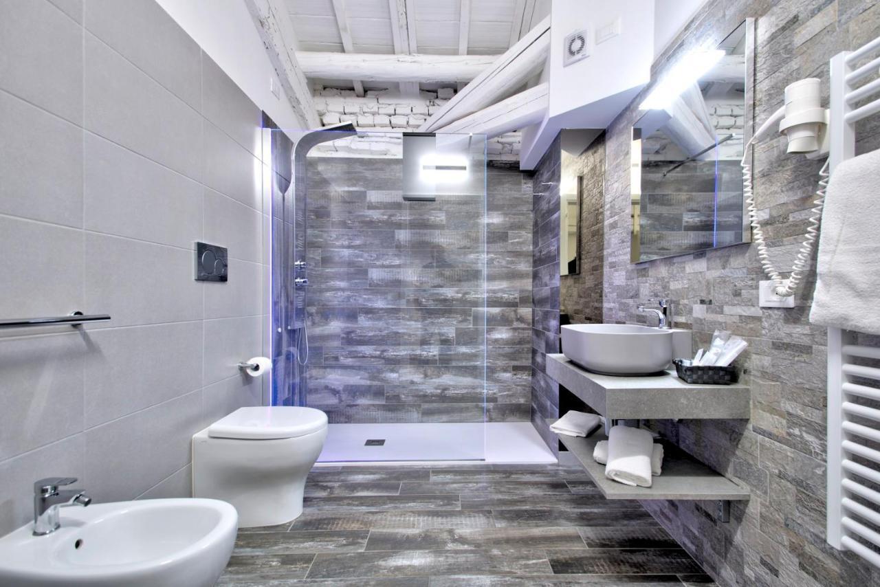 Resilienza Hotel Mira Luaran gambar